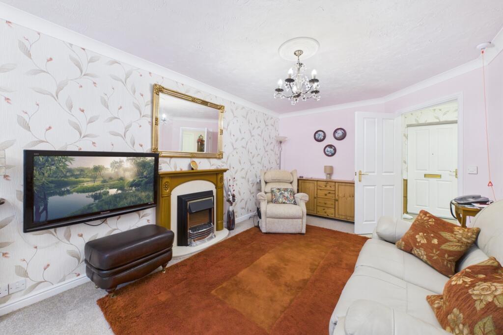 Apartment in Sheffield, South Yorkshire - View 2