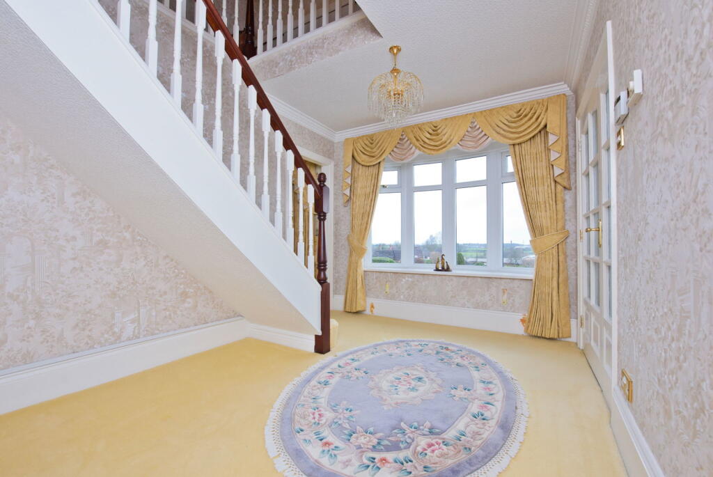 Dennfield Drive, Off Wolverhampton Road, Cheslyn Hay, Walsall photo 4