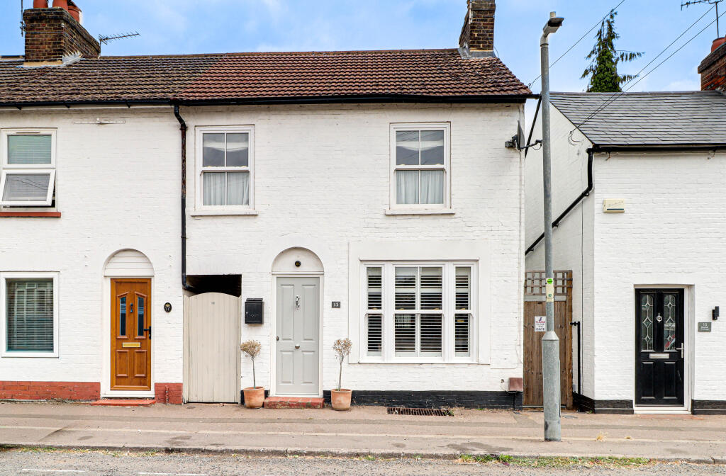 Main image of property: Front Street, Slip End, Luton, LU1