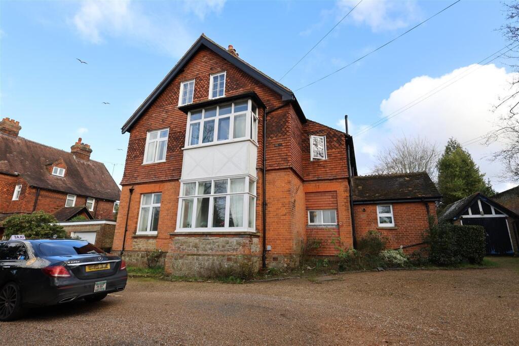 Main image of property: Dartford Road, Sevenoaks