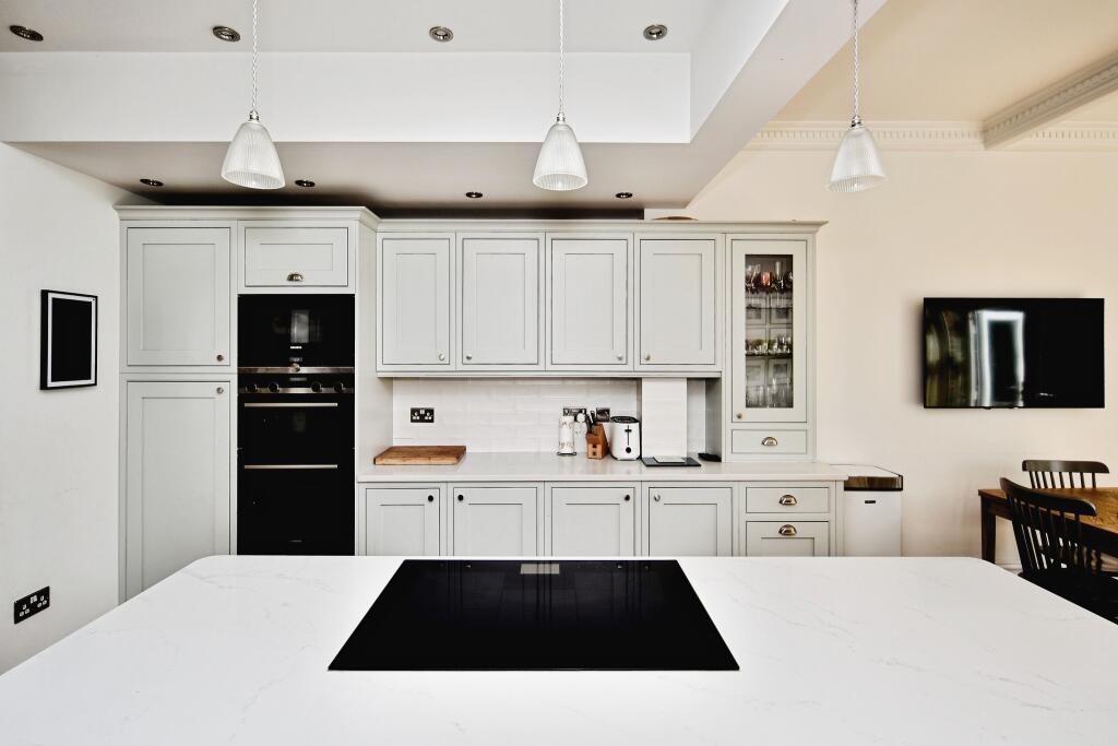 House in Maidstone, Kent - View 5