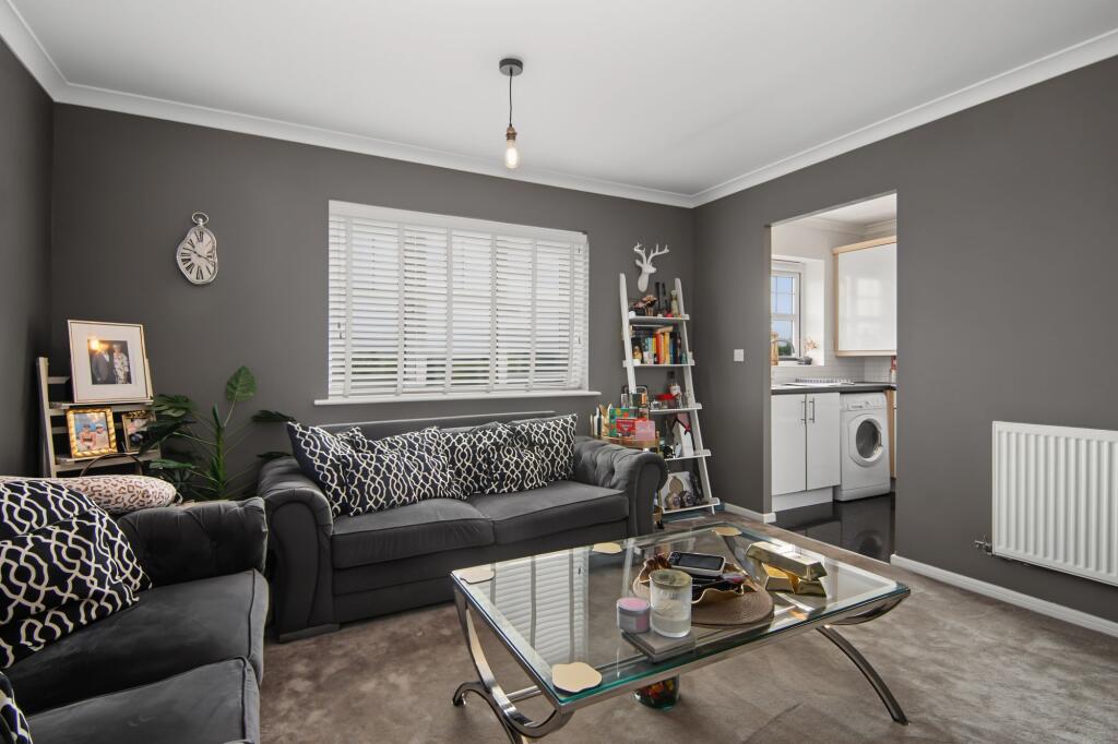 Apartment in Nuneaton and Bedworth, Bermuda - View 3
