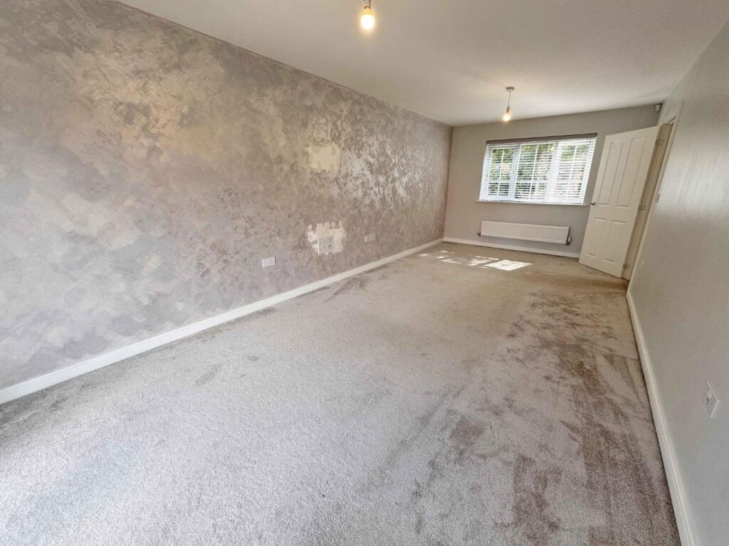 House in Rugby, Houlton, Hillmorton - View 5