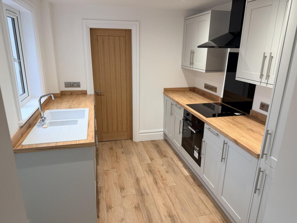 House in Portsmouth - View 2