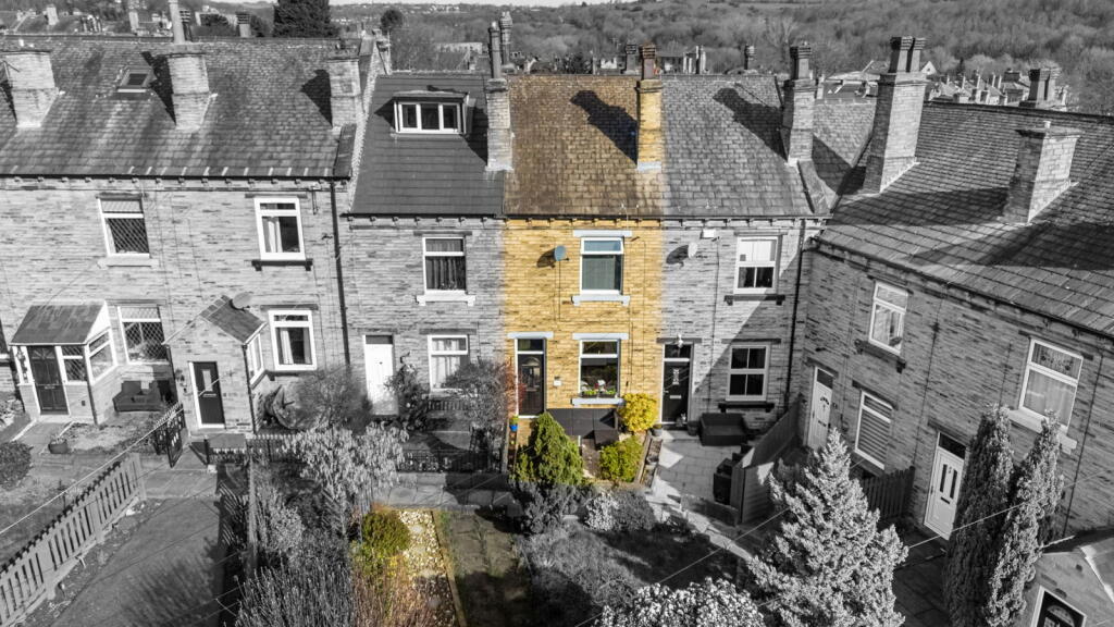 Main image of property: The Crescent, Brighouse, HD6