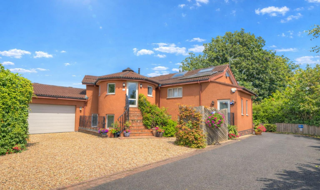 Main image of property: Oak Tree Court, Tollerton, Nottingham