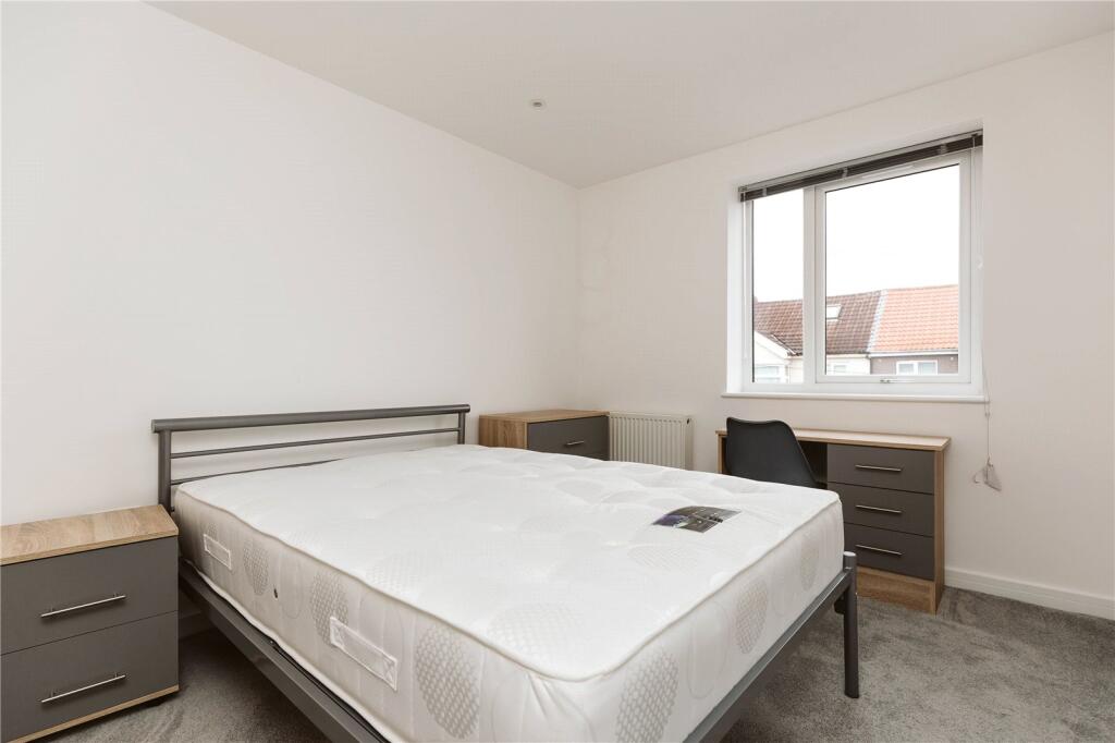 5 bedroom apartment for rent