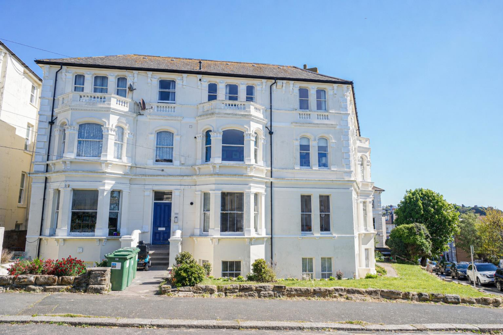 Main image of property: Holmesdale Gardens, Hastings