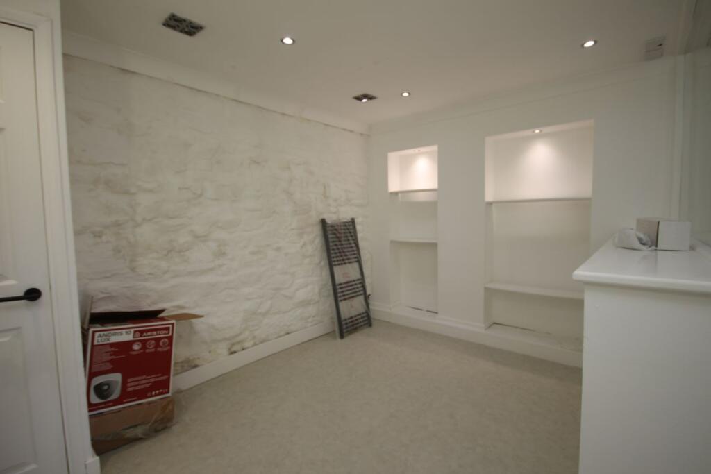 House in Barry, Cwm Talwg - View 4