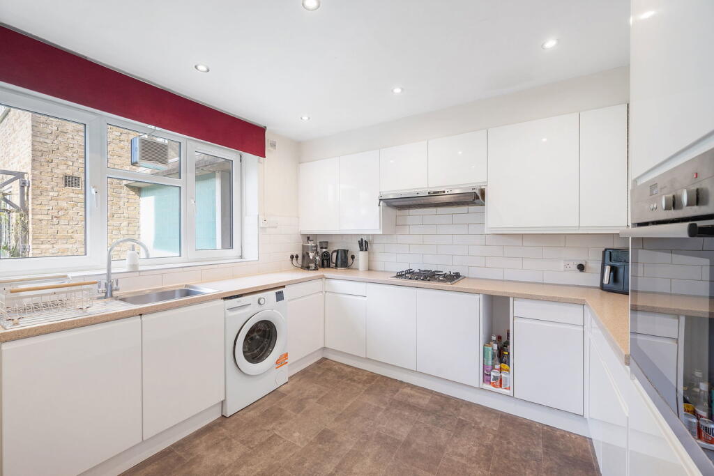 Apartment in London - View 2