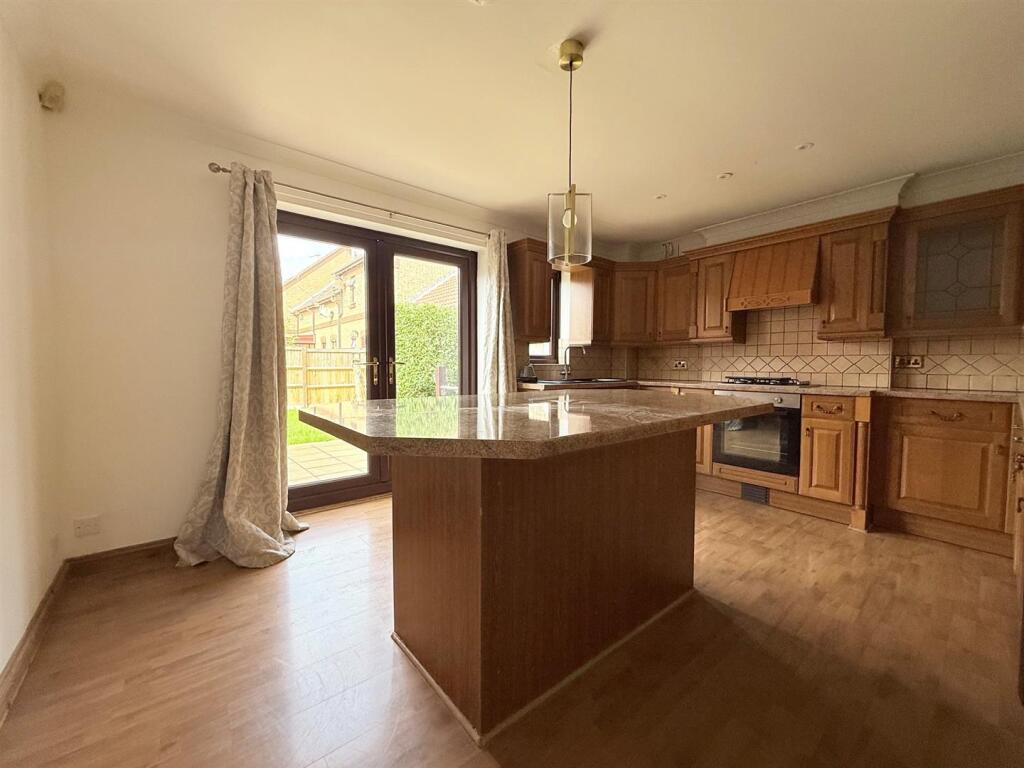 Thames Way, Caister-On-Sea, Great Yarmouth photo 3