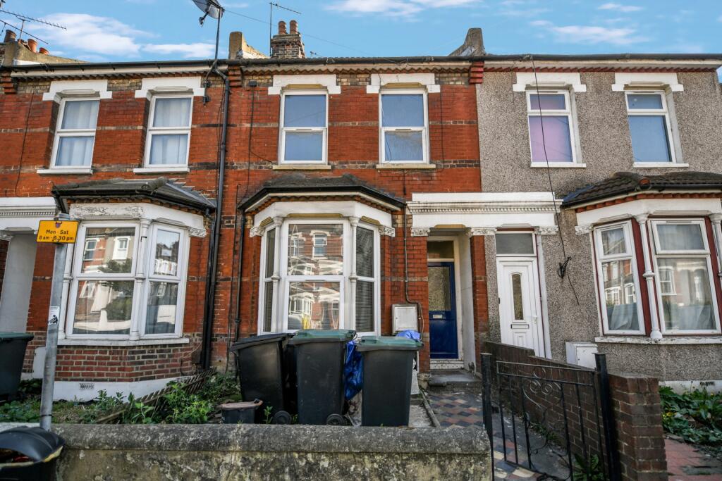 Main image of property: Old Road West, Gravesend, DA11