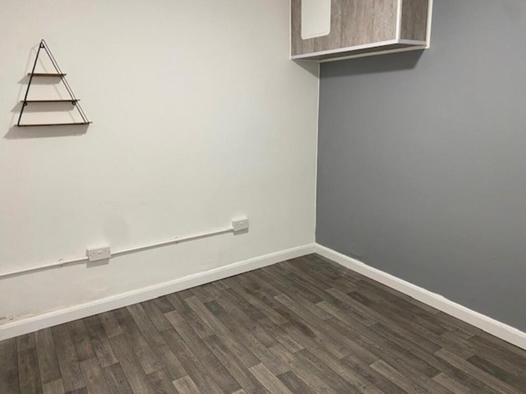 Additional image 8 of Leasehold Tanning Salon & Beauty Rooms, Bristol Road South, Birmingham, B31 2PE