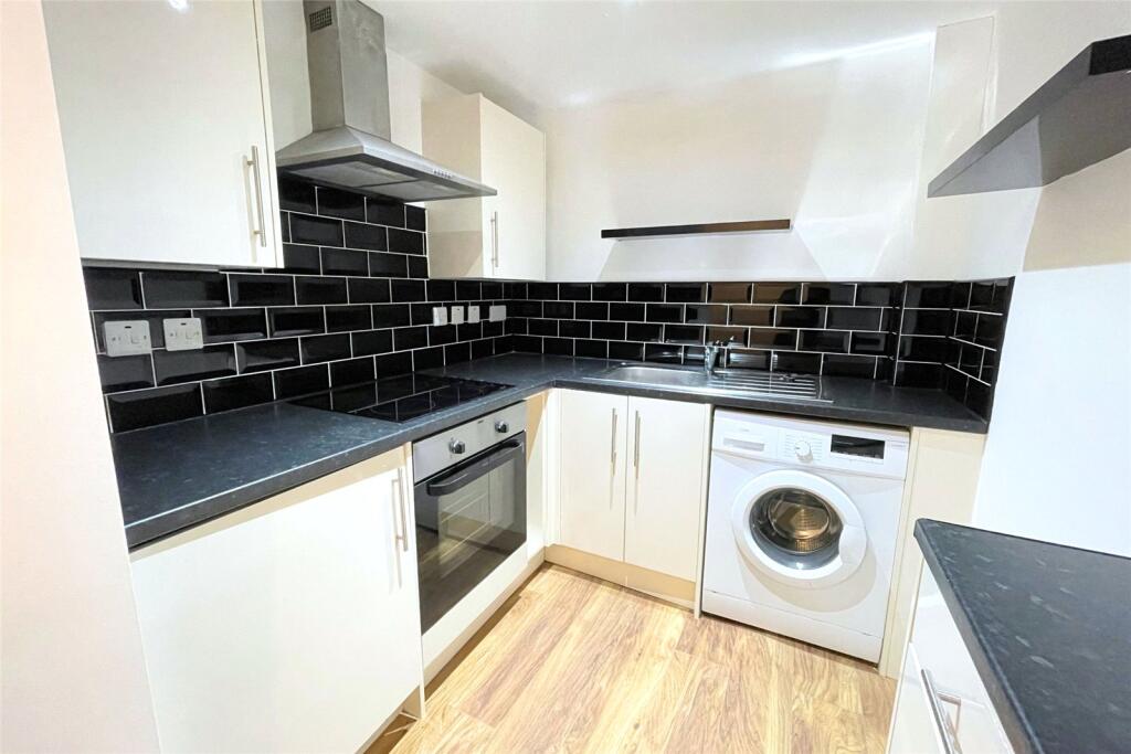 Apartment in Whitby, North Yorkshire - View 3