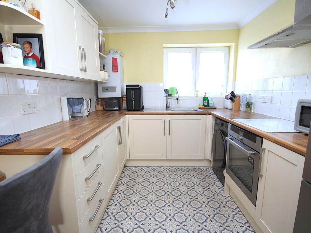 House in Poole - View 4