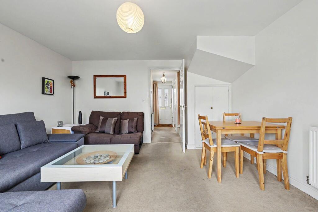 House in Cambridge - View 2