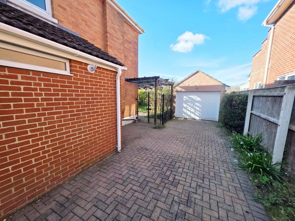 House in Christchurch, Iford, Fairmile - View 4