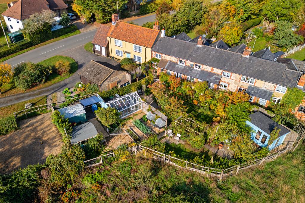 Main image of property: Lee Road, Saunderton Lee, Princes Risborough, HP27