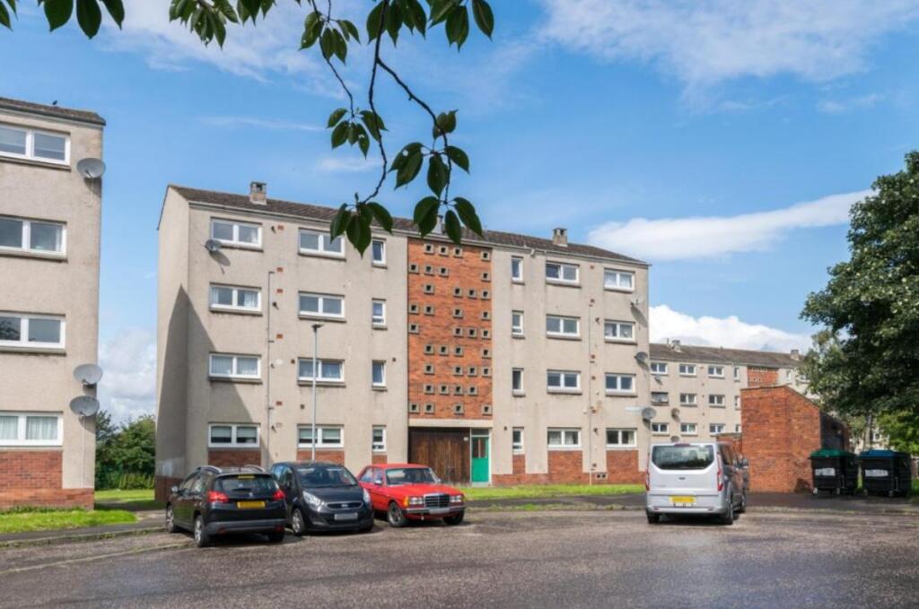 Main image of property: 15, Kingsknowe Place, Edinburgh, EH14 2EQ