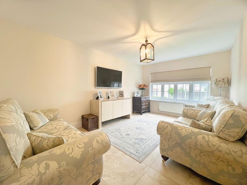 25 Heol Cae Pwll, Colwinston, The Vale of Glamorgan CF71 7PL photo 3
