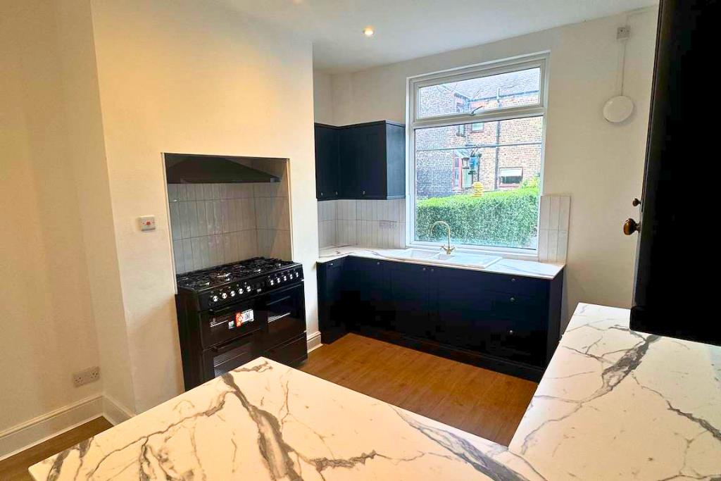 House in Stockport - View 4