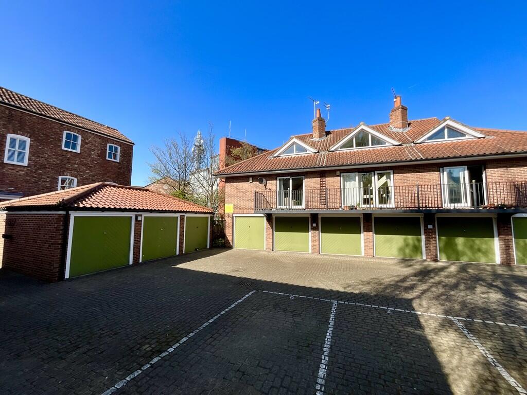 Main image of property: Walmgate, York