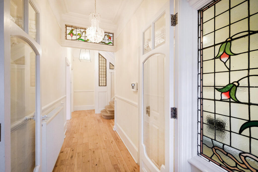 Main image of property: Elms Avenue, London