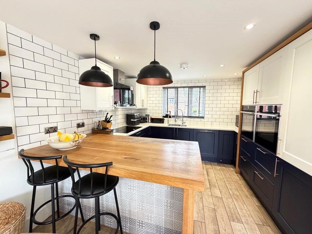 House in East Devon, Littletown, Honiton - View 3