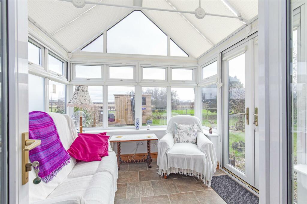 House in Bassetlaw, Gamston - View 3
