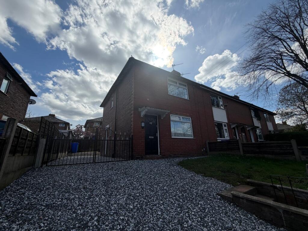 Main image of property: Queen Street, Radcliffe, Manchester, M26