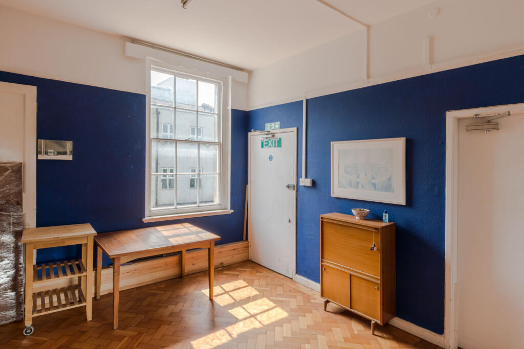 Additional image 40 of 10 Stallard Street, Trowbridge, Wiltshire, BA14