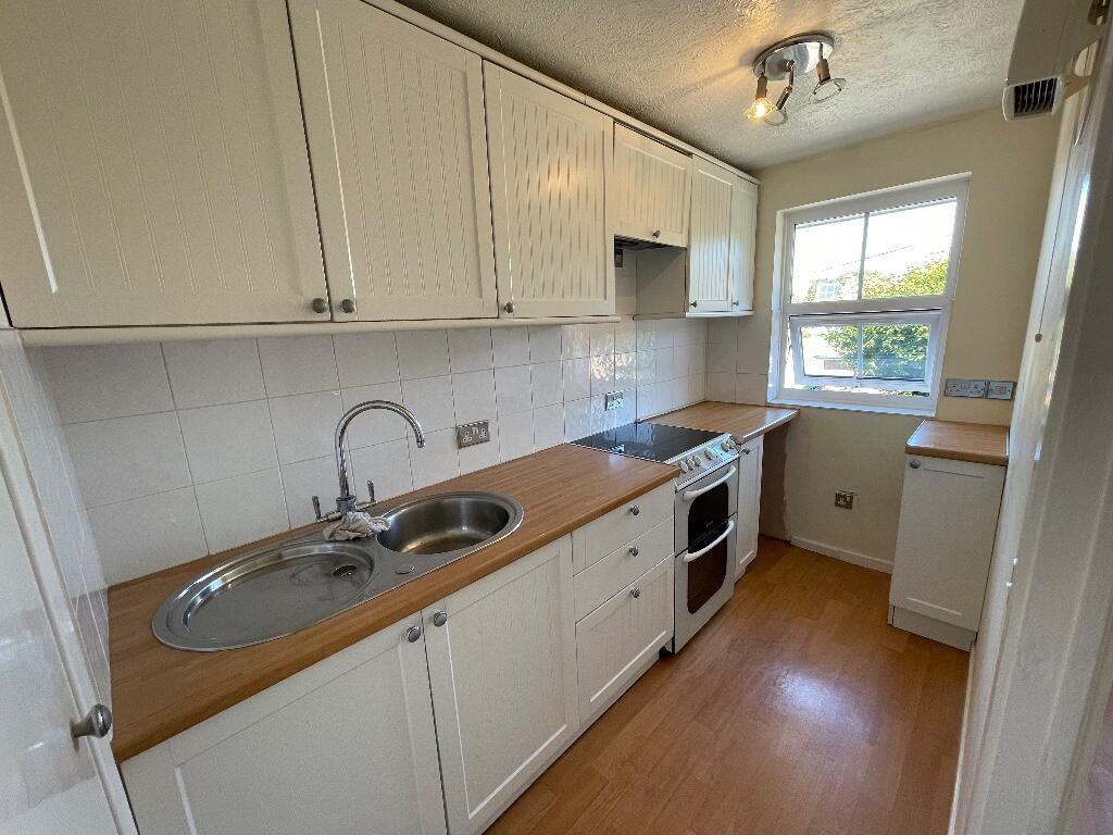 Guithavon Street, Witham, Essex, CM8 photo 5