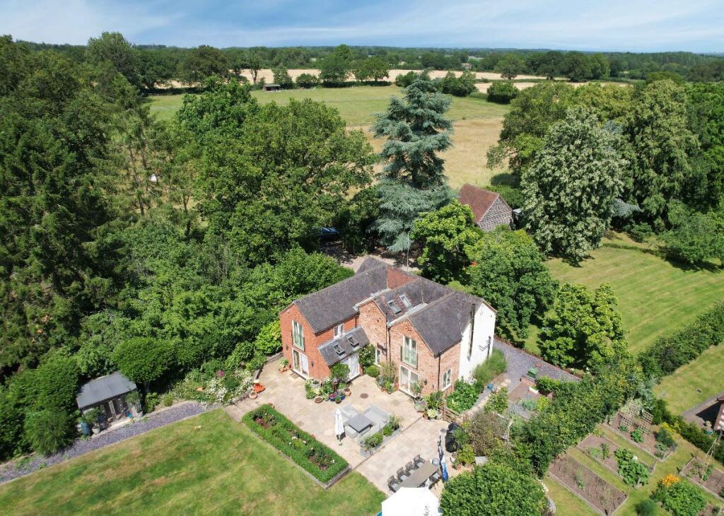 Main image of property: Barracks Lane, Beausale, Warwick