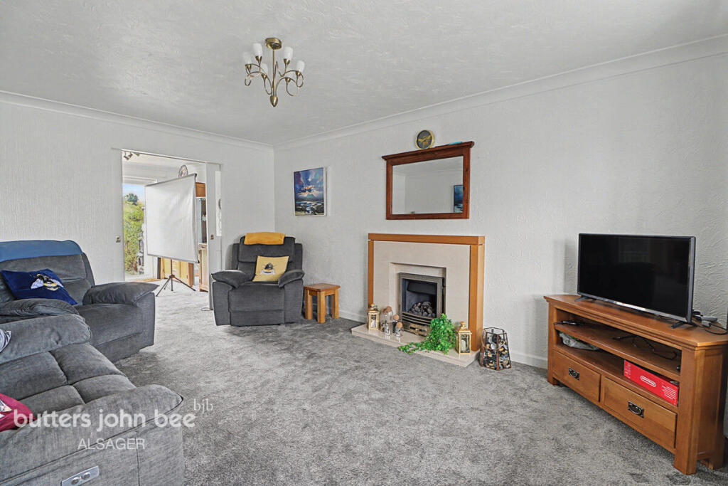 Derwent Close, Alsager photo 3