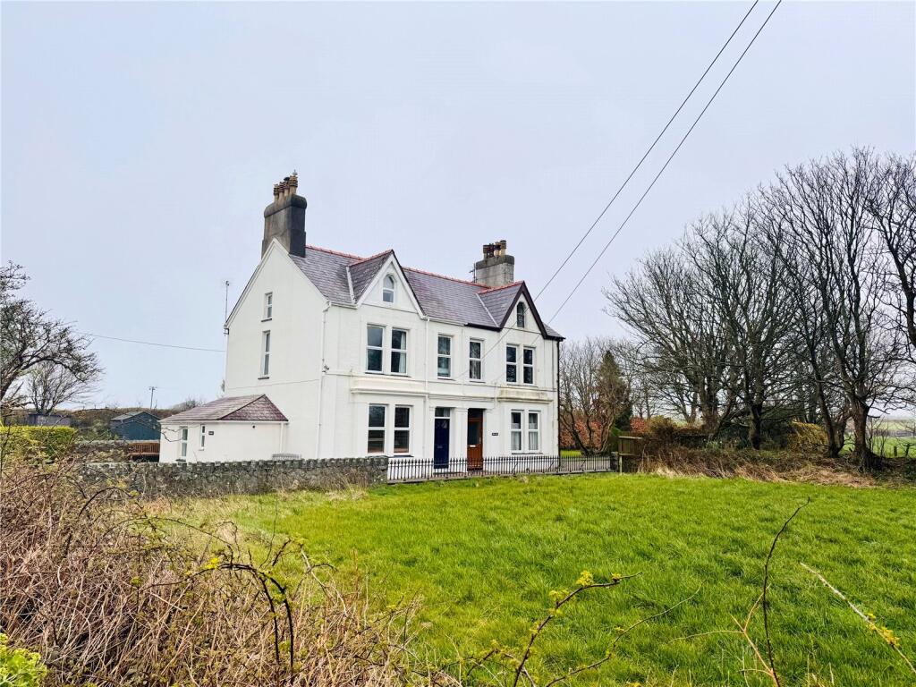 Main image of property: Lon Tan Y Bryn, Morfa Nefyn, Pwllheli, Gwynedd, LL53