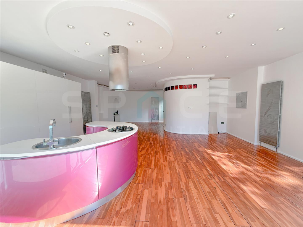 House in Harrow - View 4