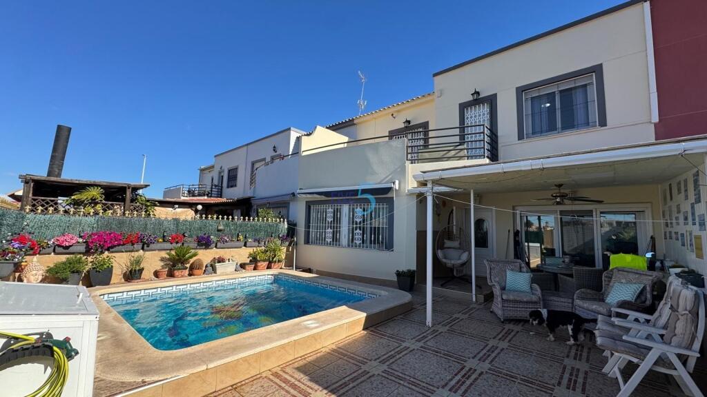 Main image of property: Valencia, Alicante, Almoradi