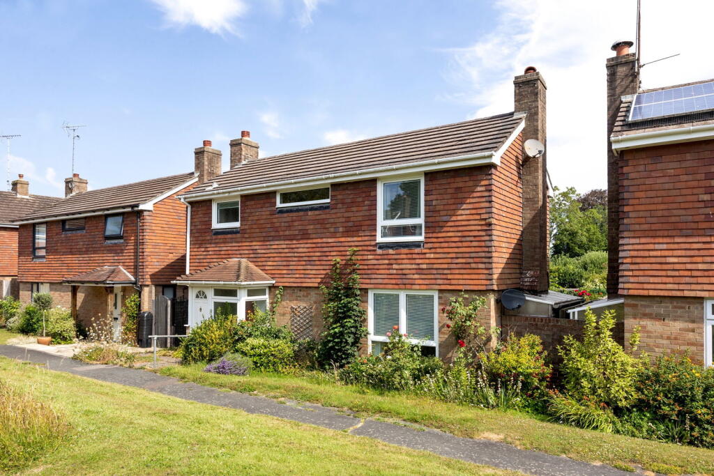Wilmington Close, Hassocks, BN6 8QB
