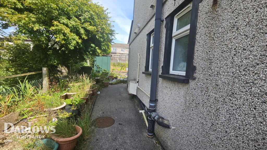 Main image of property: Heol Waun, Tonyrefail, Porth CF39