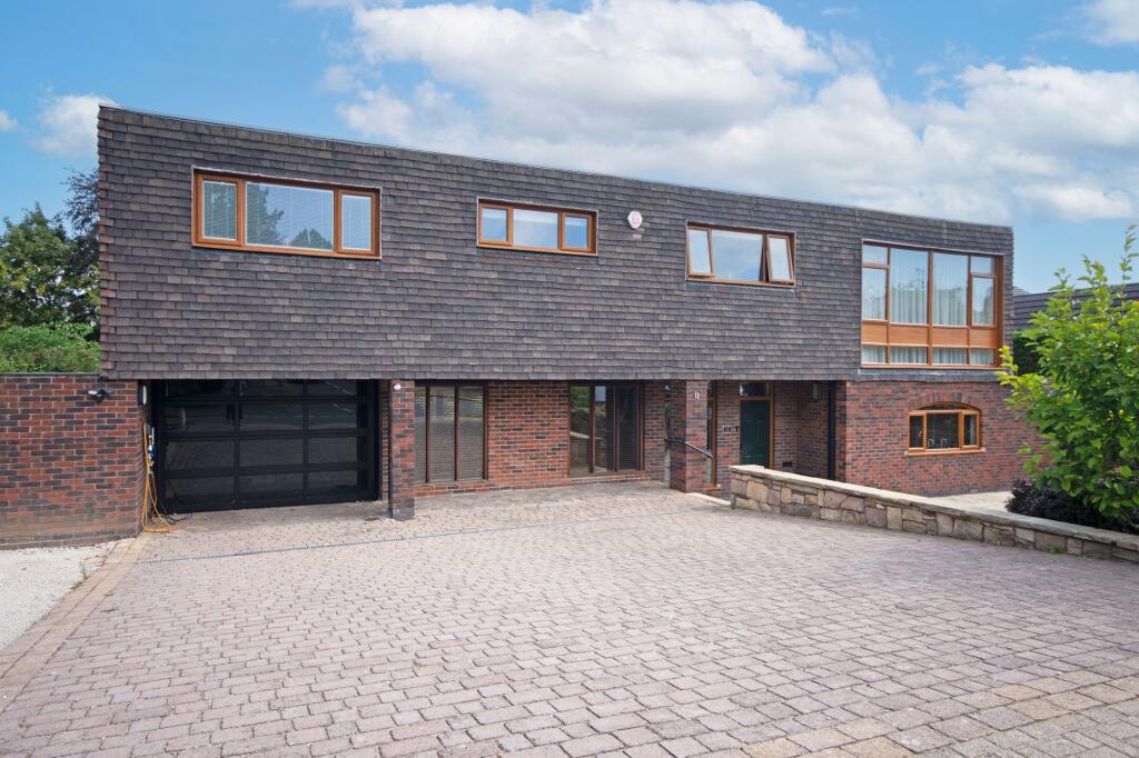 Main image of property: Claremont Avenue, Bramcote, NG9