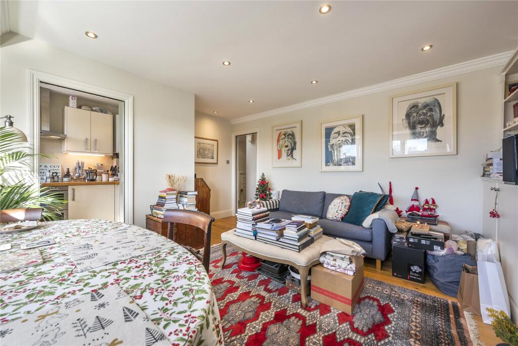 Apartment in London - View 2