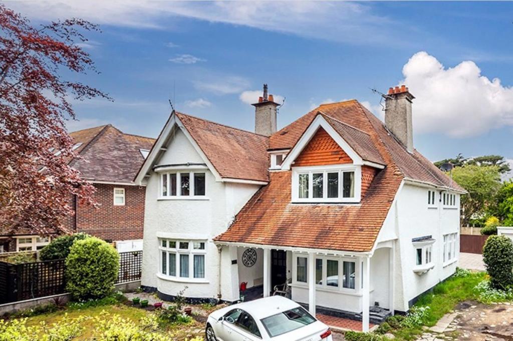 Main image of property: 50 Haven Road, Canford Cliffs, Poole, Dorset, BH13