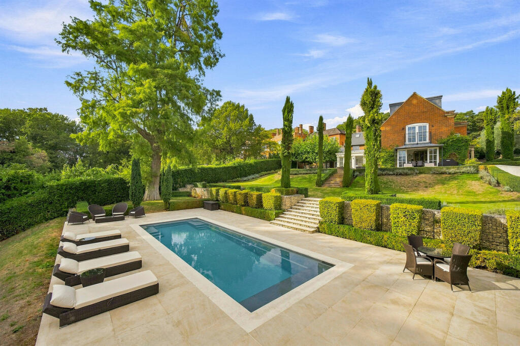 House in Reading - View 3