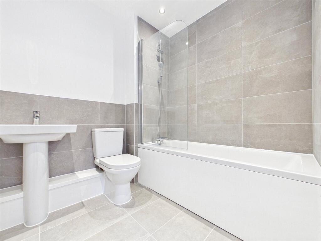 House in East Suffolk, Trimley St Mary - View 5
