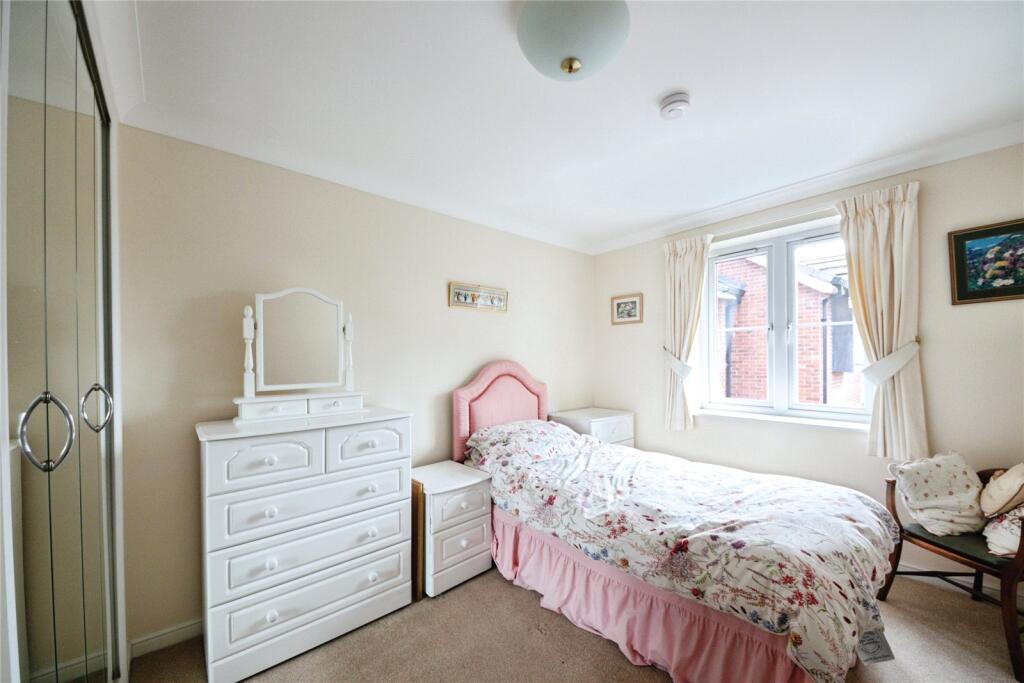 Apartment in Birmingham - View 5