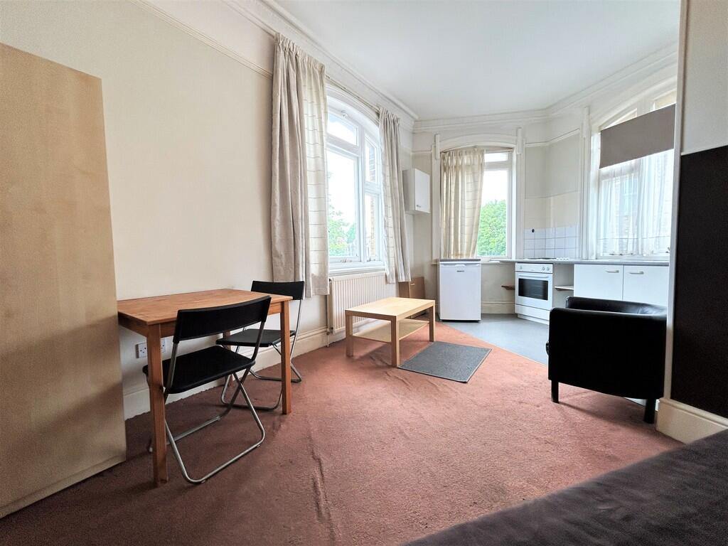 Main image of property: White Hart Lane, London, N17