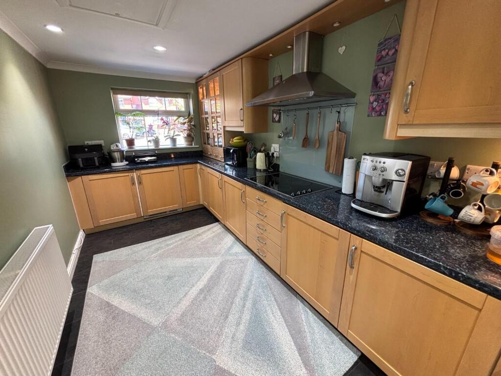 House in Northampton, Lings - View 2