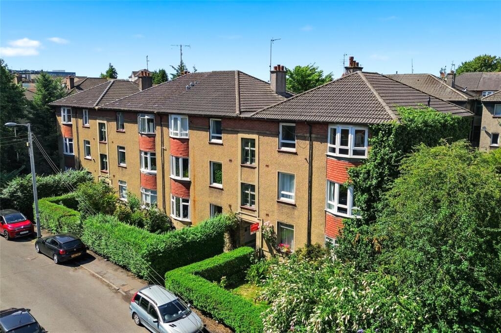 Main image of property: 2/2, 19 Ripon Drive, Glasgow, Glasgow City, G12