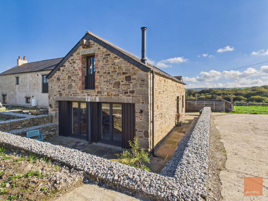 House in Truro - View 3