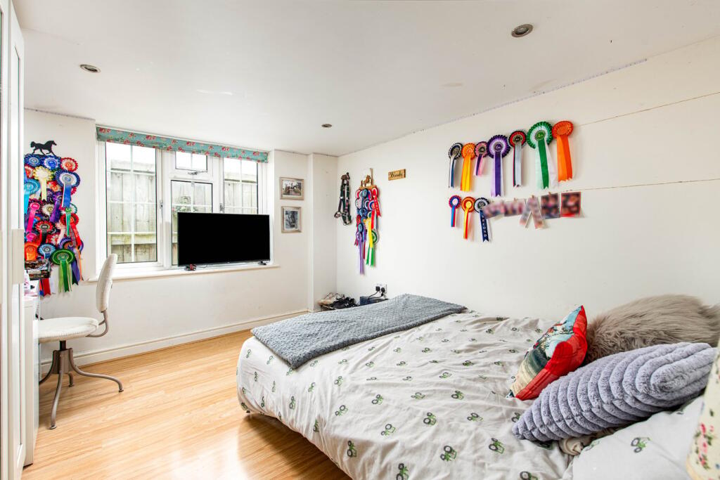 Additional image 6 of Hoopers Pool, Southwick, BA14